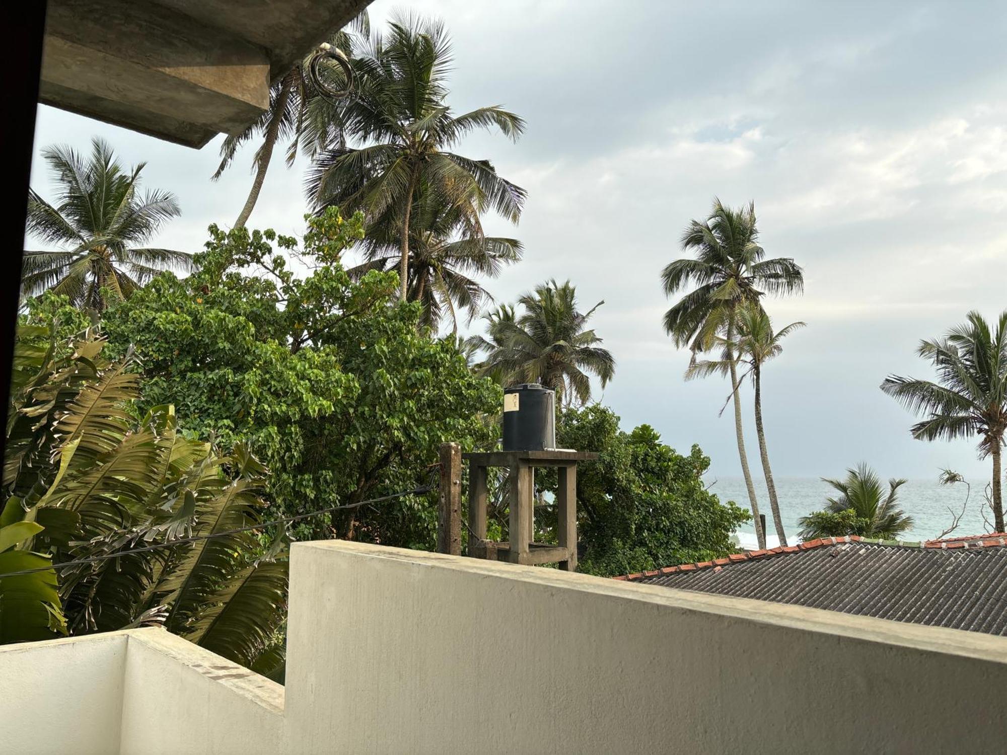 Mirage Beach House At Morava Court Hikkaduwa Exterior foto