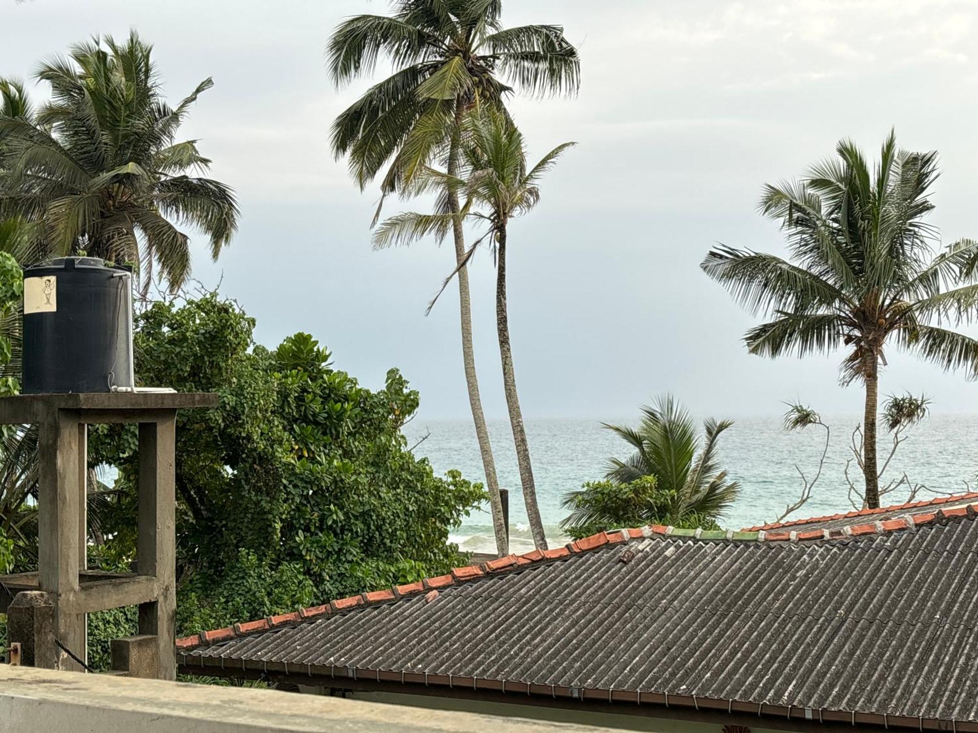 Mirage Beach House At Morava Court Hikkaduwa Exterior foto