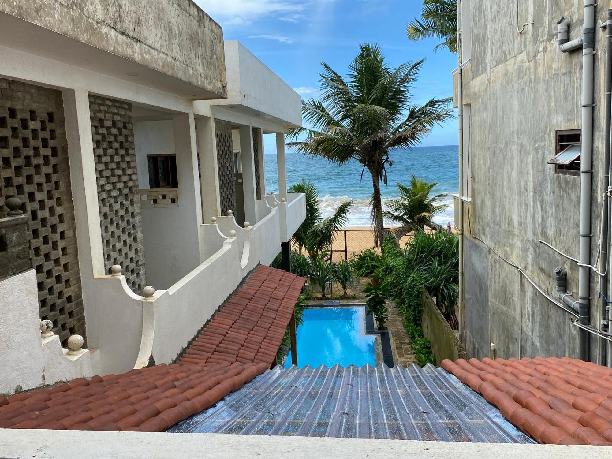 Mirage Beach House At Morava Court Hikkaduwa Exterior foto