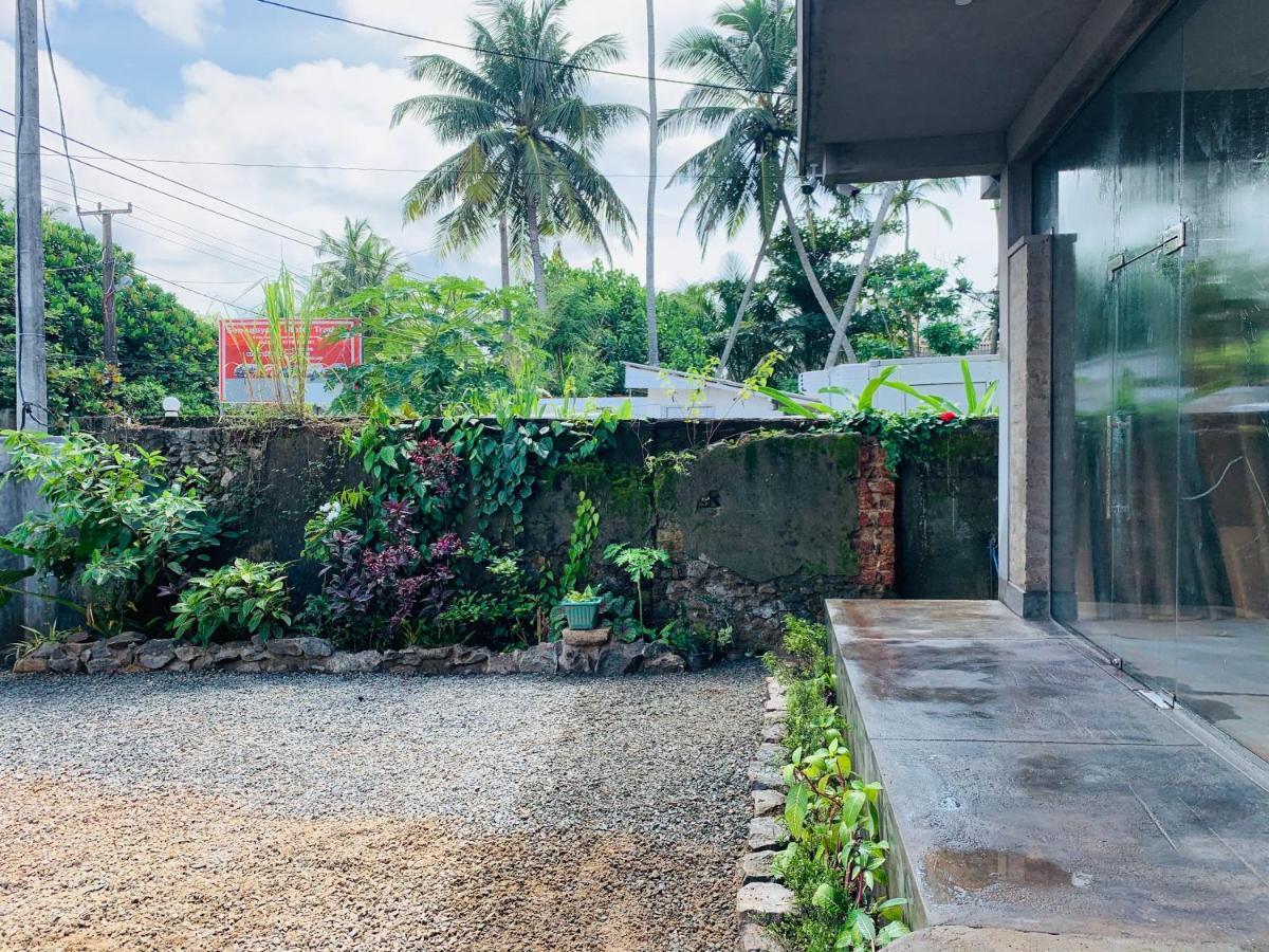 Mirage Beach House At Morava Court Hikkaduwa Exterior foto